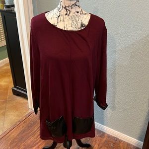 Long shirt with faux leather details